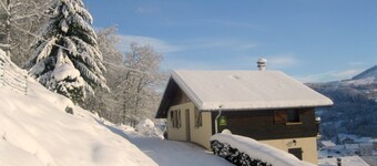Gite Avec Belle vue sur Montagnes et Vallée