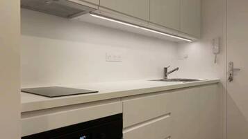 Fridge, microwave, coffee/tea maker, toaster