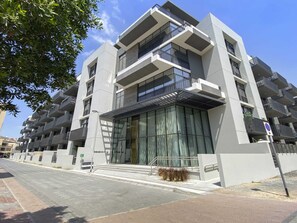 Exterior - Silkhaus Belgravia, JVC Dubai (Dubai)
