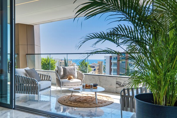 Apartment | Terrace/patio - The Icon Limassol  (Limassol)