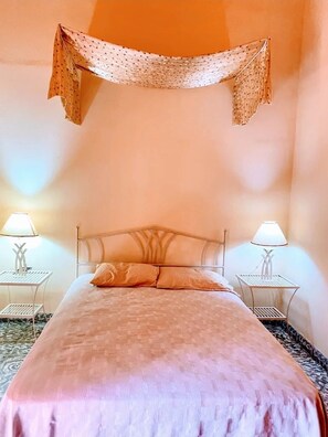In-room safe, iron/ironing board, free WiFi - Hotel bless  (Tela)