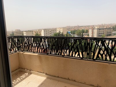 joli appartement deux chambres