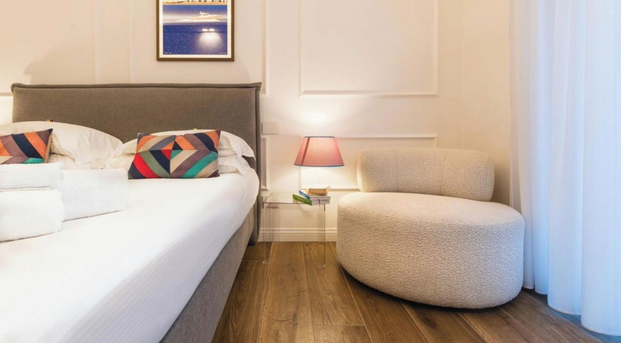 普通雙人房 | 高級寢具、羽絨被、免費迷你吧、獨特裝潢