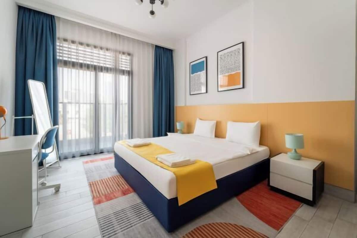 In-room safe, desk, laptop workspace, blackout drapes