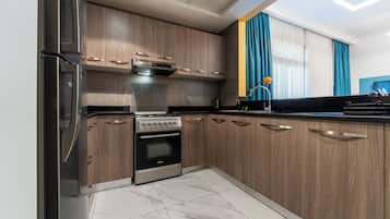 Căn hộ dành cho gia đình, 2 phòng ngủ | Bếp riêng | Tủ lạnh, lò vi sóng, lò nướng, bếp nấu