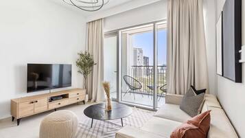 Grand Apartment | Living area