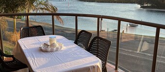 Braemar 7 - Lakefront apartment