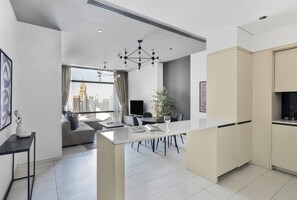 Apartamento Deluxe | Comedor