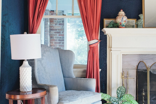 I absolutely love the color coordination here in this living room