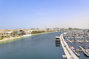 Aerial view - Silkhaus Palm Views East, The Palm Jumeirah Dubai (Dubai)