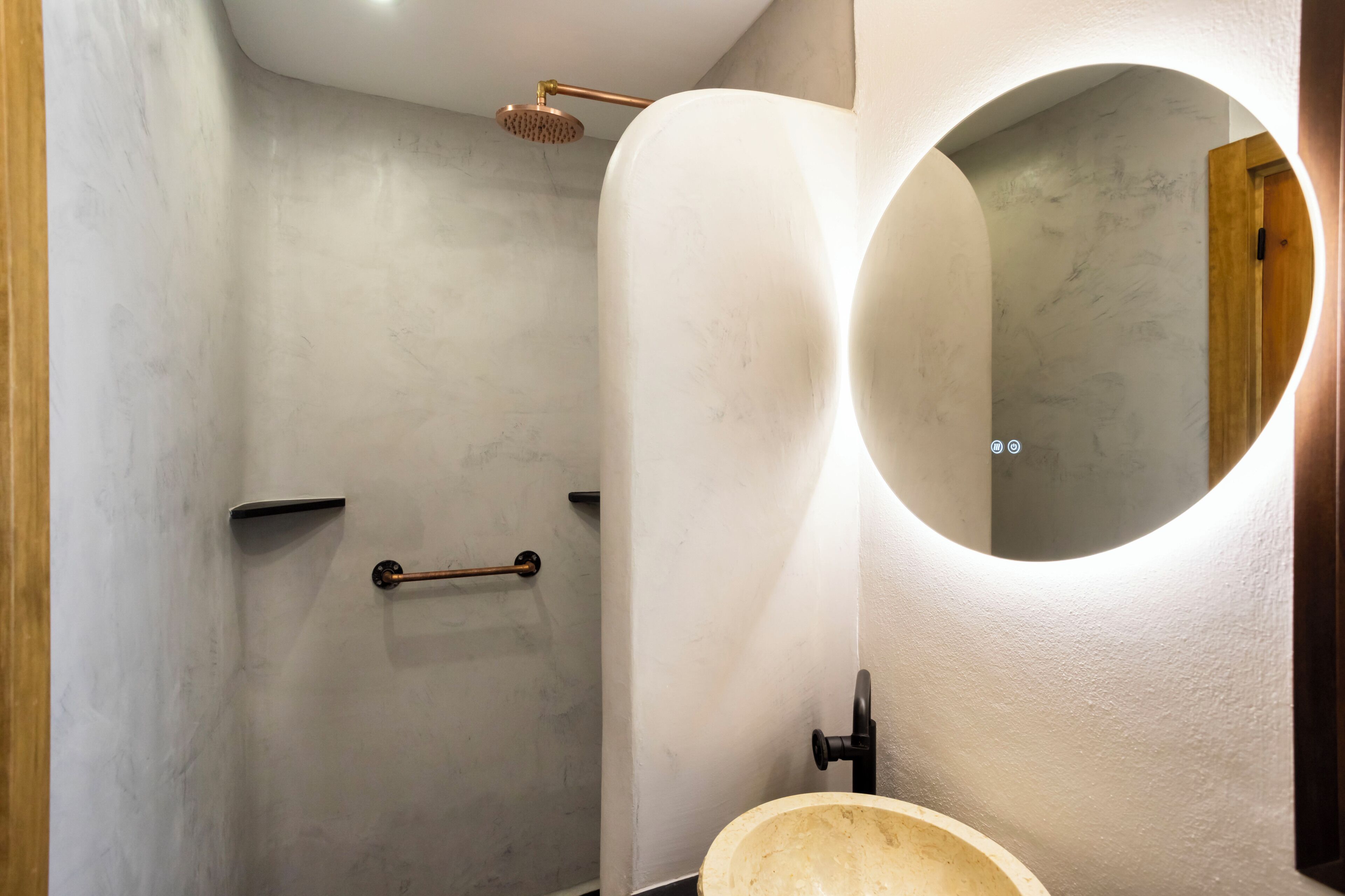 Superior-Haus | Badezimmer | Dusche, Haartrockner, Handtücher