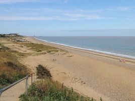 Una playa cerca