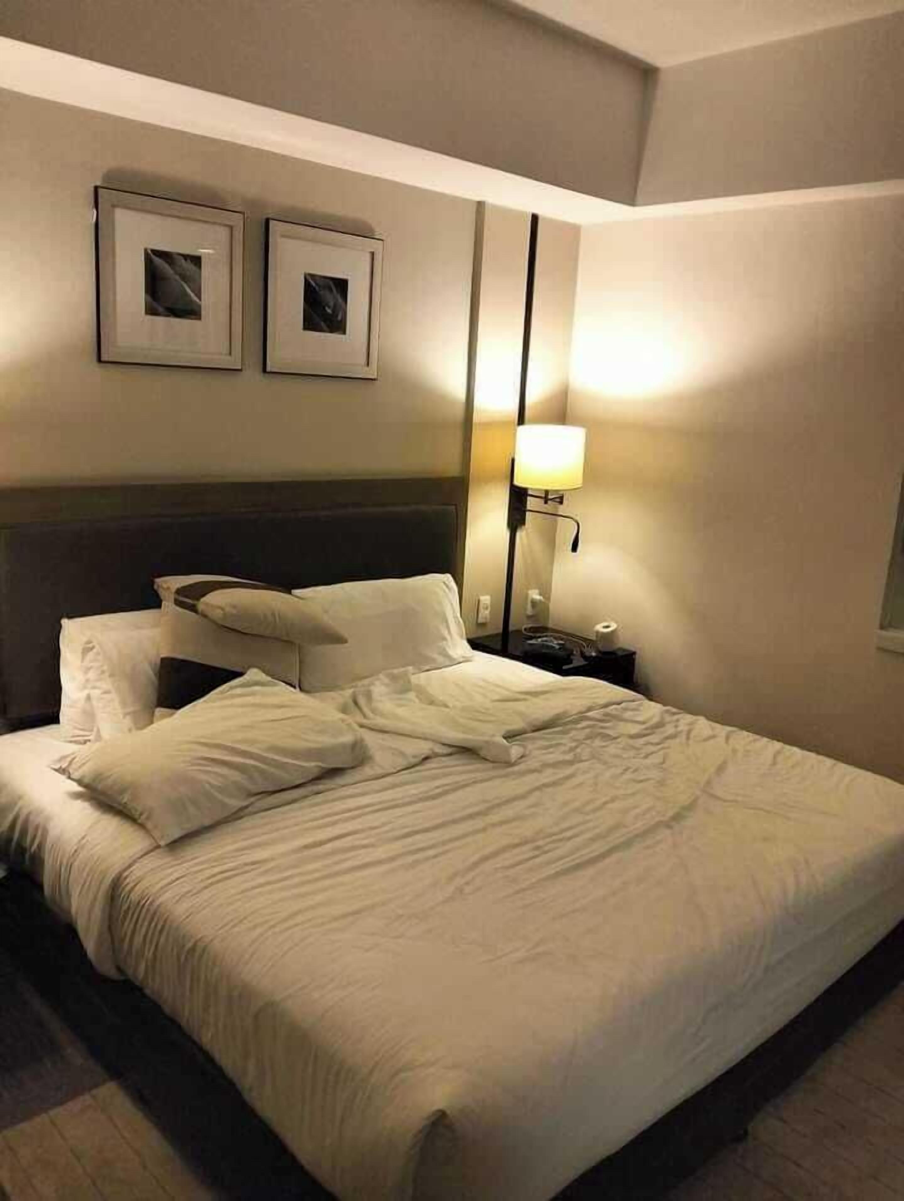 デラックス ダブルルーム | アイロン / アイロン台、WiFi (無料)