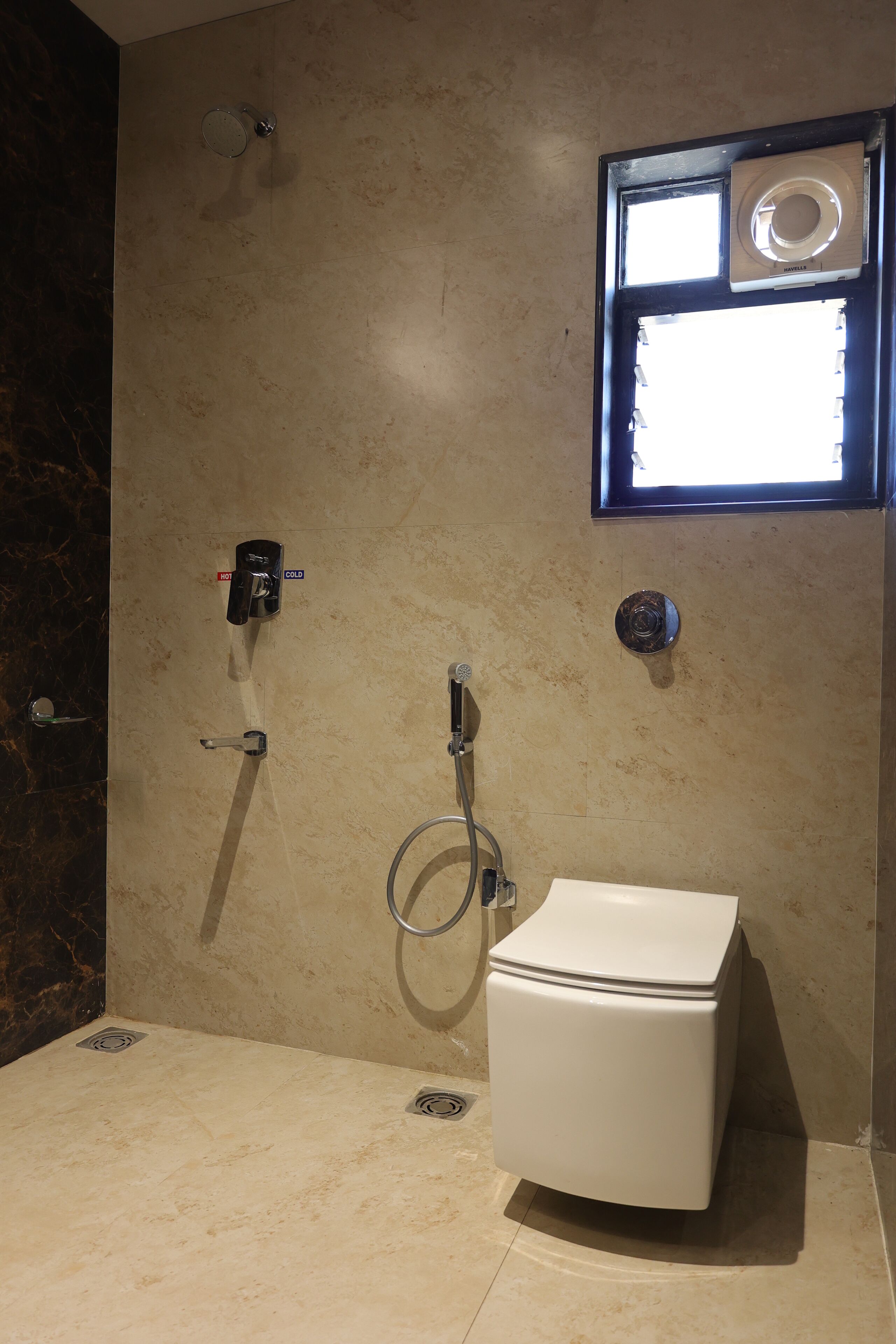 Deluxe Room | Bathroom