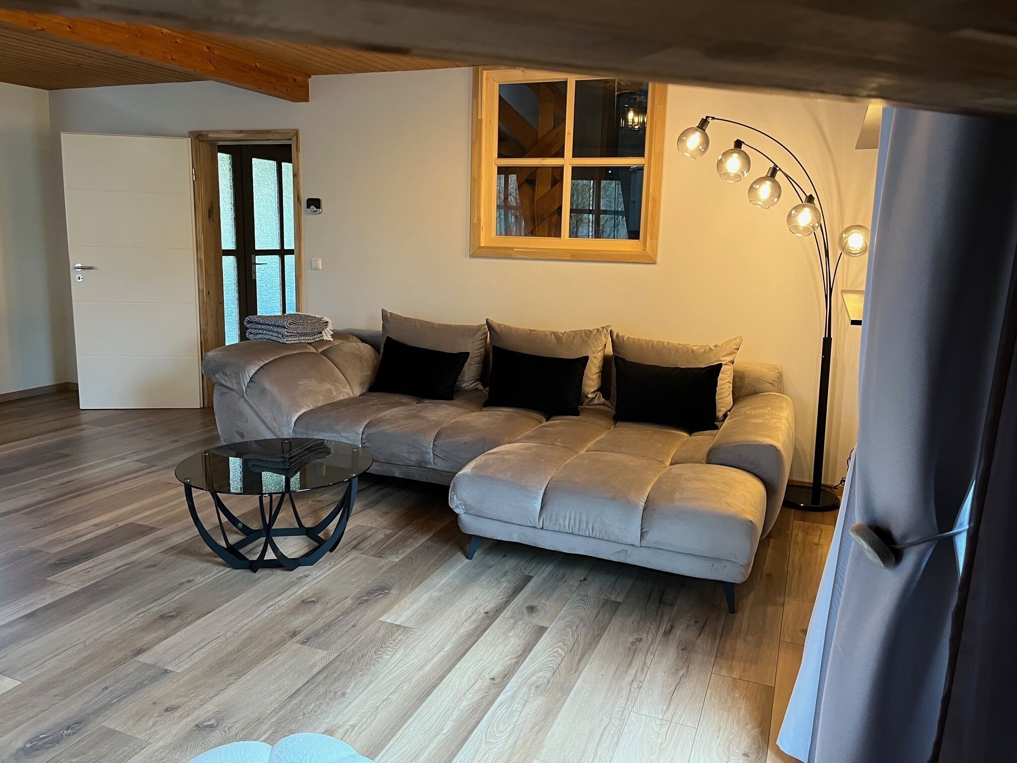 Télévision à écran plat