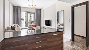 Business Apartment | Living area - Silkhaus Sparkle, Dubai Marina (Dubai)