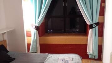 1 bedroom, iron/ironing board, free WiFi