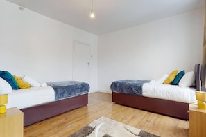 Maison | 3 chambres, fer et planche à repasser, accès au Wi-Fi (inclus)