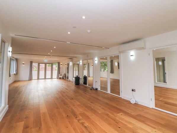 Interior - The Haybarn (Lichfield)