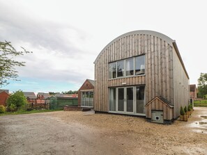 Exterior - The Haybarn (Lichfield)