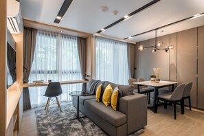 Living area - Destiny63 Ekamai Apartment (Bangkok)