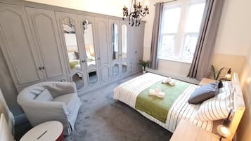 3 bedrooms, iron/ironing board, WiFi