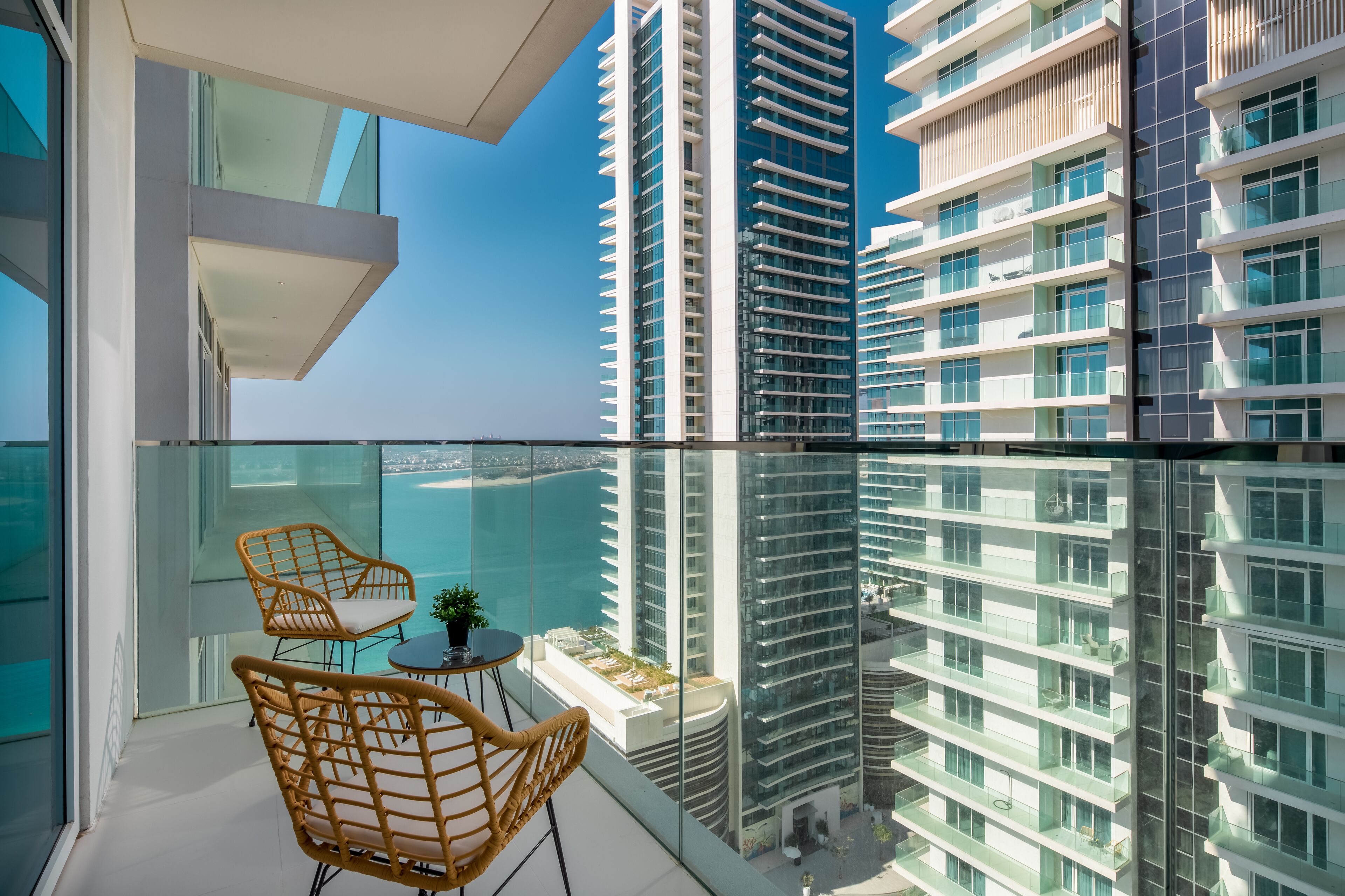 Business Apartment | Balcony view