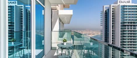 Executive Apartment | Balcony