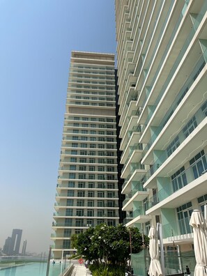 บริเวณภายนอก