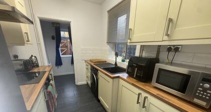 a Quiet Semi Rural Property Located in Bolsover