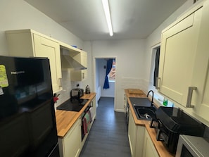 Fridge, microwave, oven, stovetop - a Quiet Semi Rural Property Located in Bolsover (Chesterfield)