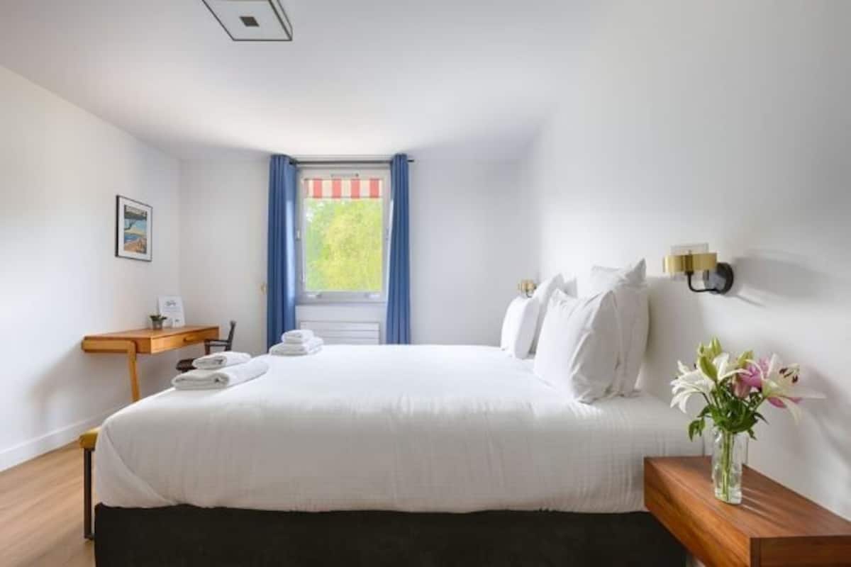 1 bedroom, free WiFi, bed sheets