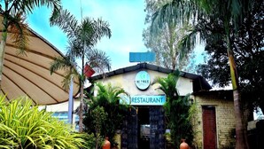 Mặt tiền nơi lưu trú