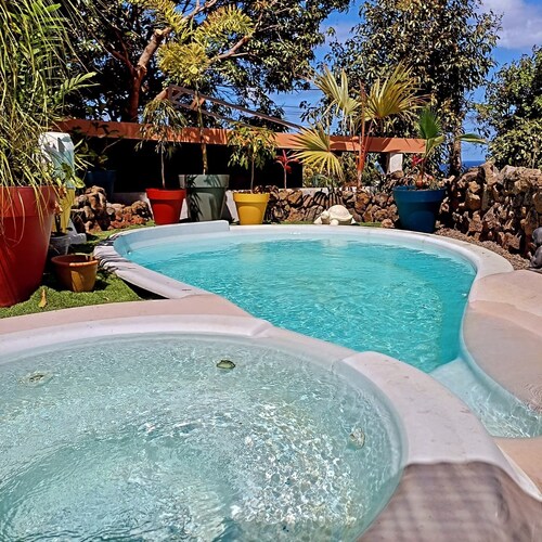 L'Idylle, jacuzzi et piscine privatifs