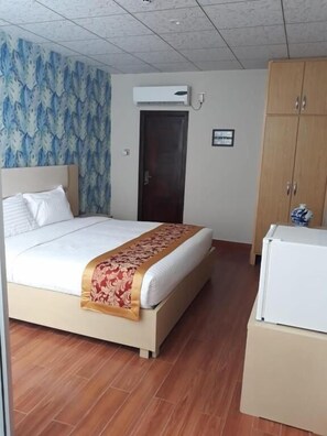 Deluxe Double Room | Kalis bunyi, seterika/papan seterika, Wi-fi percuma 