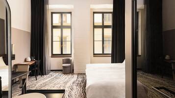 Comfy | Ropa de cama de alta calidad, camas con efecto memoria y minibar