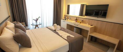 1 bedroom, in-room safe, soundproofing, free WiFi