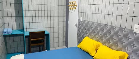 Economy-Doppel- oder -Zweibettzimmer