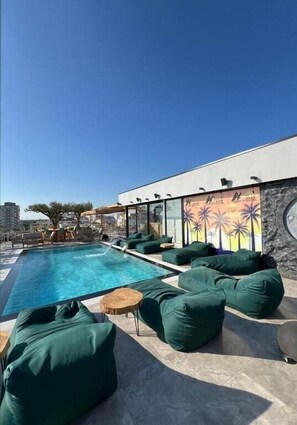 Rooftop pool - Hotel Alion21 (Durrës)