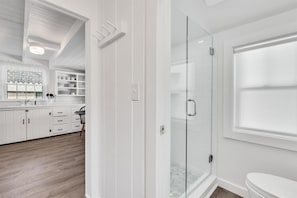 Shower, hair dryer, towels - Welcome To Tidal Fix! Classic Sea Side Cottage With Modern Comforts RPAM094 (Harwich)
