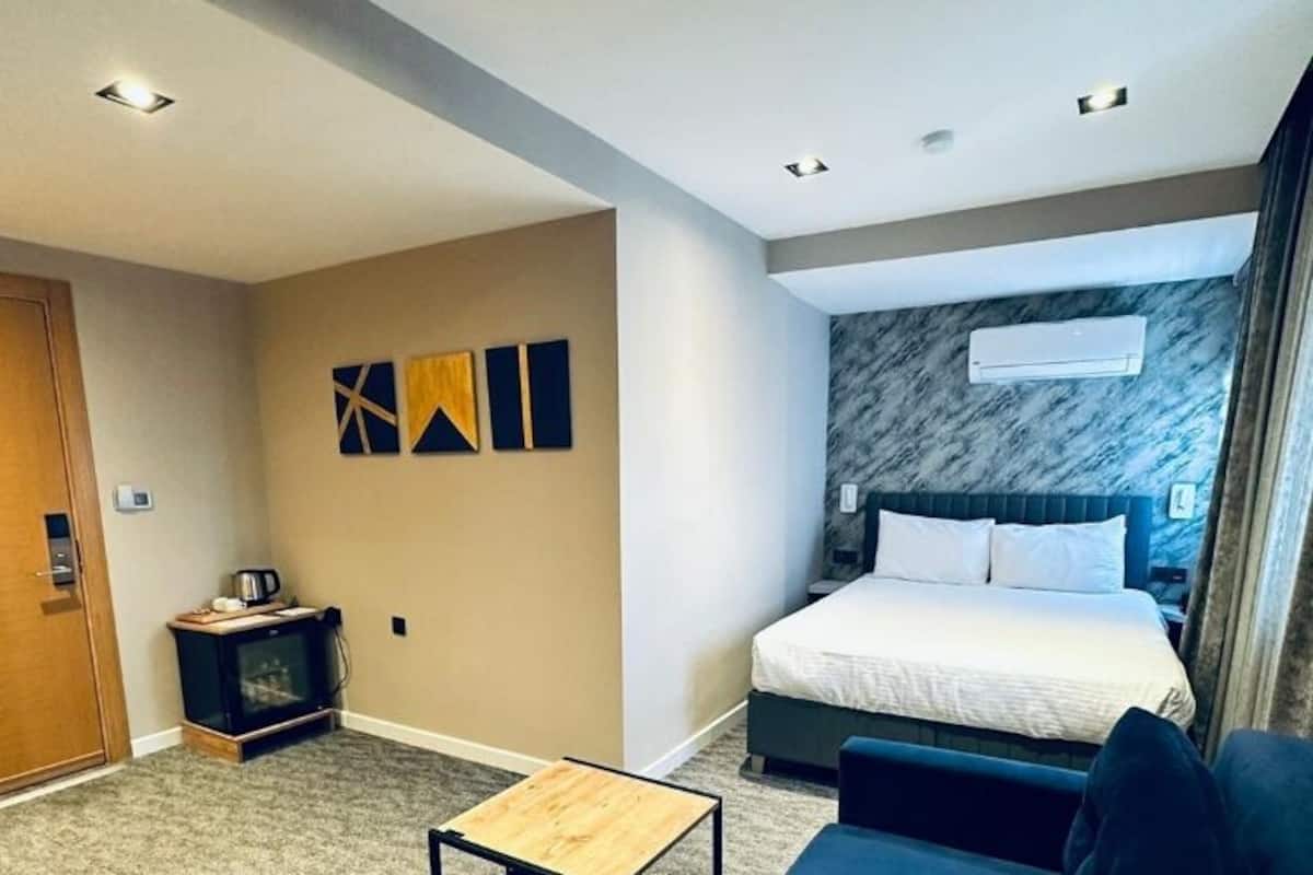 Chambre Double Romantique | 1 chambre, literie hypoallergénique, mini-bar avec articles gratuits