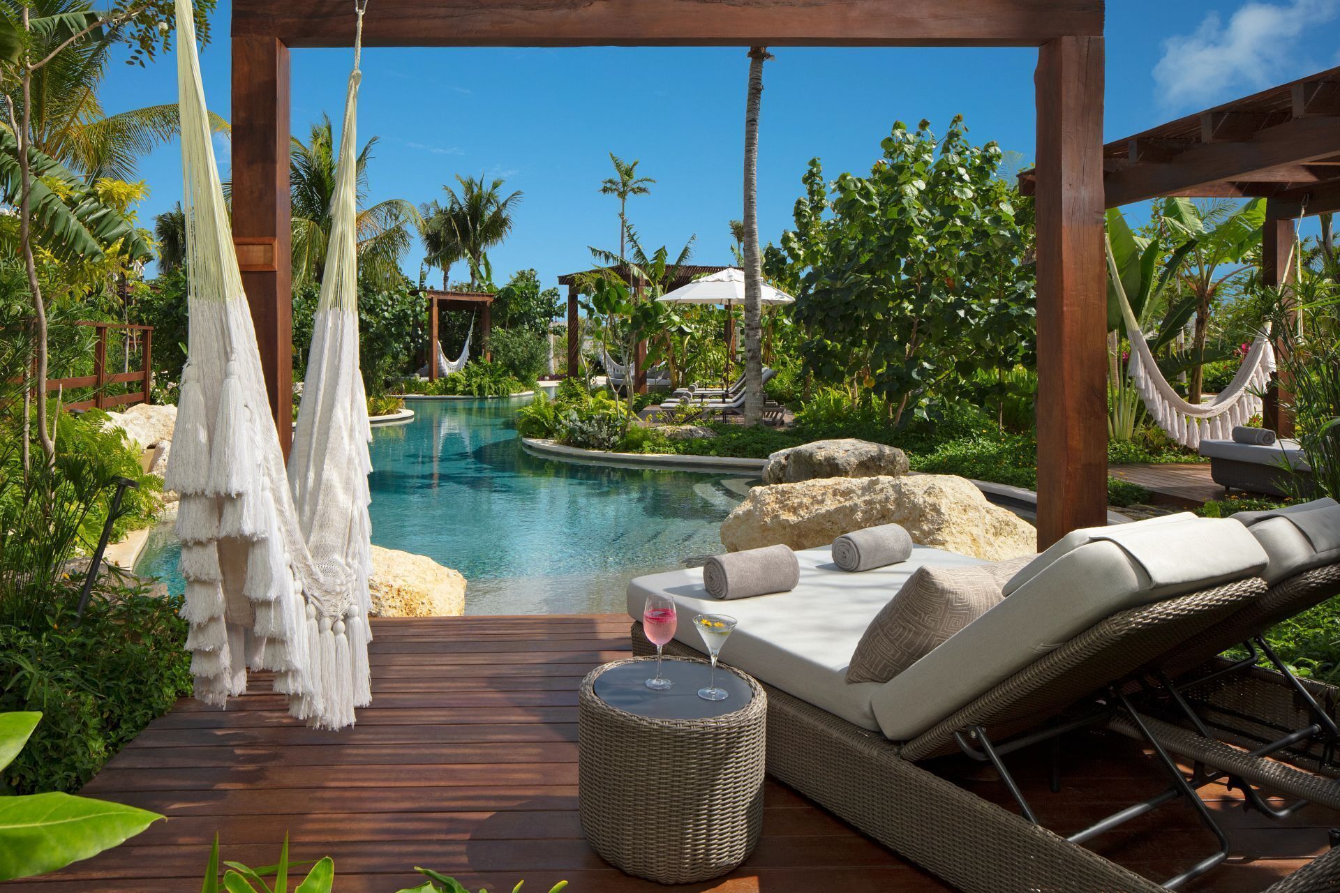 4 outdoor pools, open 8:00 AM to 8:00 PM, cabanas (surcharge)