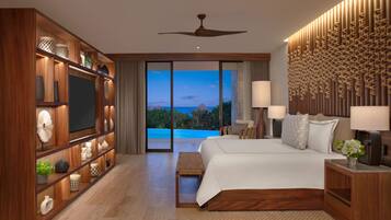 Preferred Club Master Suite Swim Out Ocean Front | Vista a la playa o el mar
