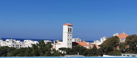 室外游泳池