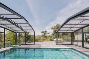 Pool - Rural house with swimming pool all year round (La Estación)