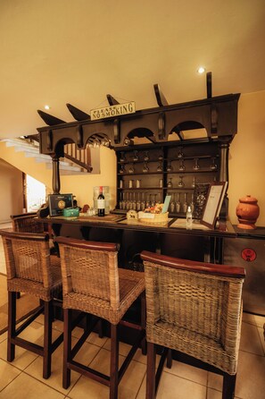 Bar (en el alojamiento)