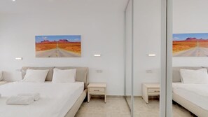 2 chambres, fer et planche à repasser, Wi-Fi, draps fournis