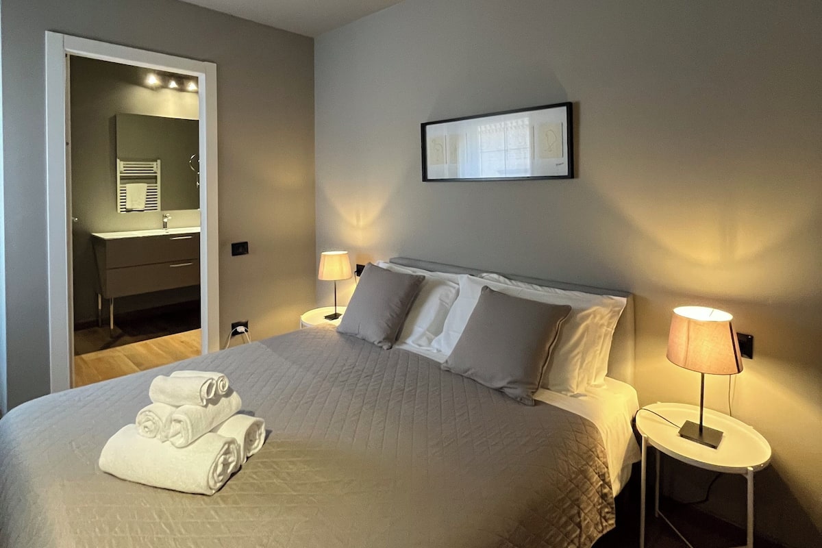 1 bedroom, minibar, iron/ironing board, free WiFi