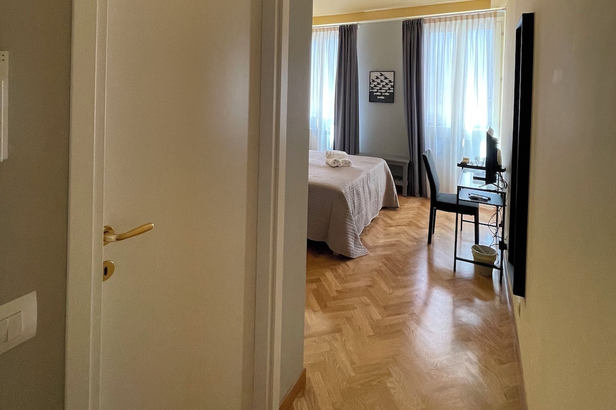 1 chambre, minibar, fer et planche à repasser, Wi-Fi gratuit