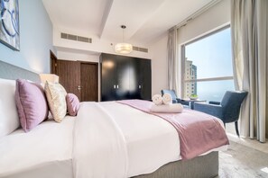 2 bedrooms, in-room safe, iron/ironing board, free WiFi